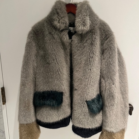Molliolli Anthropologie Gray Colorblock Teddy Eco Fur Coat Jacket XS - Picture 4 of 7